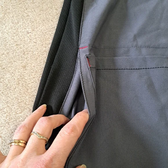 Carhartt Force Scrubs Top Women's Small V-neck Black Grey Pink Short Sleeve - Picture 10 of 13